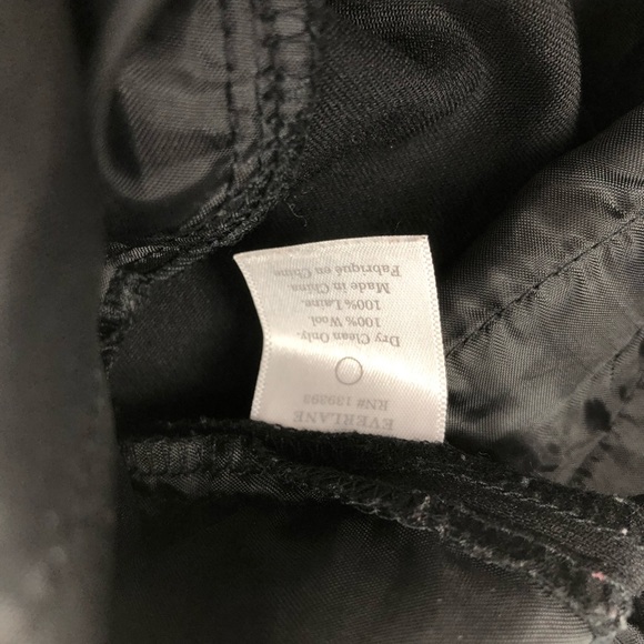 Everlane Black Pleated Pants - Size 00 - Picture 7 of 7